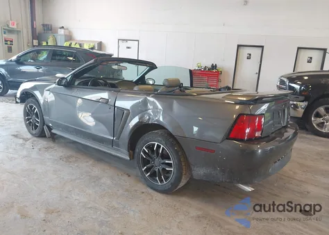 2003 Ford Mustang z USA, uszkodzony, nr VIN 1FAFP44413F347452